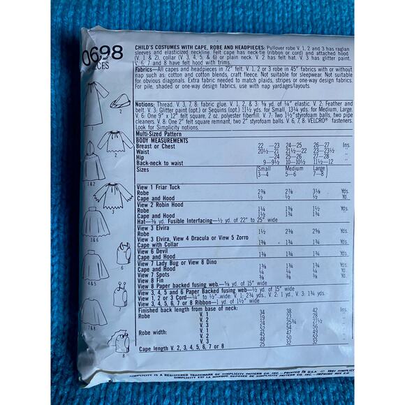 Simplicity sewing pattern 0698 kids vampire zorro robin hood costume - Picture 4 of 5